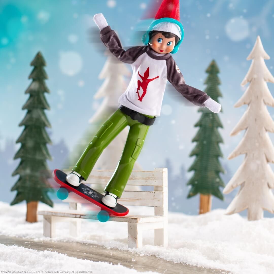 The Elf on the Shelf® MagiFreez® Holly Jolly Ollie Skateboard Set